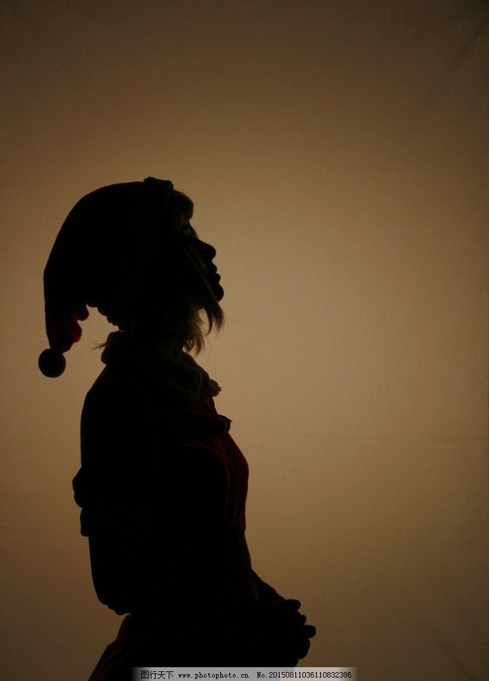 逆光 人像 圣诞 创意 背光 剪影 树木 摄影 人物图库 日常生活 350dpi