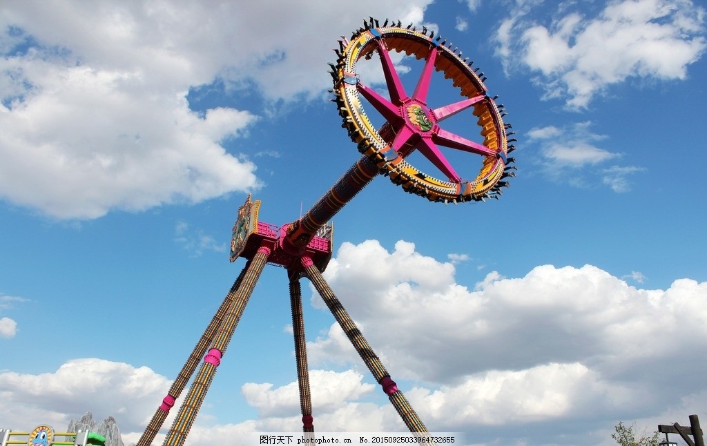 大摆锤,海盗船,果虫滑车,空中飞舞,旋转飞翼,极地快车,游乐场,儿童游乐场,玩吧,儿童乐园,游乐大世界,欢乐大世界,摄影系列,摄影,旅游摄影,国内旅游,72DPI,JPG